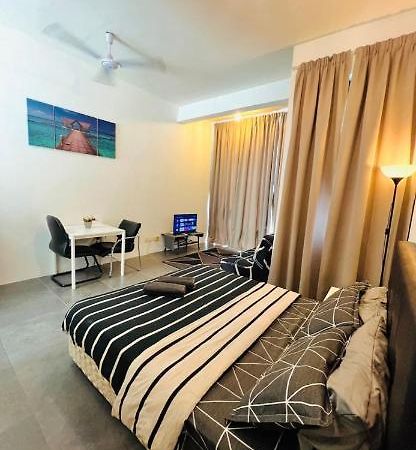 Furr Empire Damansara Studio Free Netflix Wifi Petaling Jaya Exteriör bild